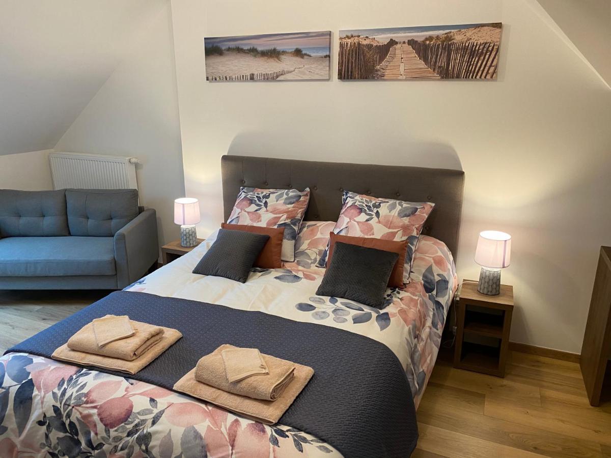 コルスル La Giendrotais Bed & Breakfast エクステリア 写真